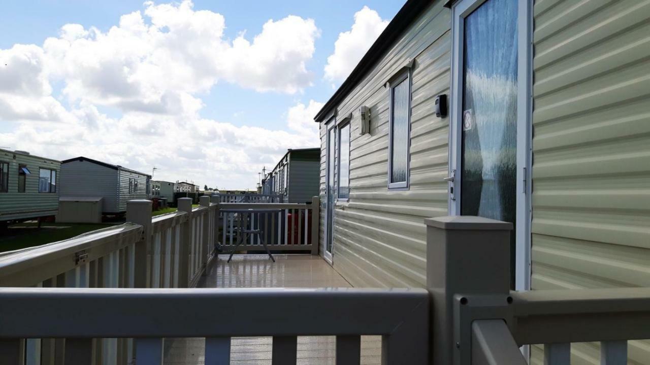 6 Berth Silver Beach Oasis Large Veranda Ingoldmells Bagian luar foto