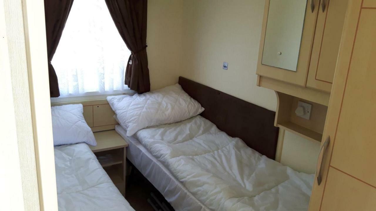 6 Berth Silver Beach Oasis Large Veranda Ingoldmells Bagian luar foto